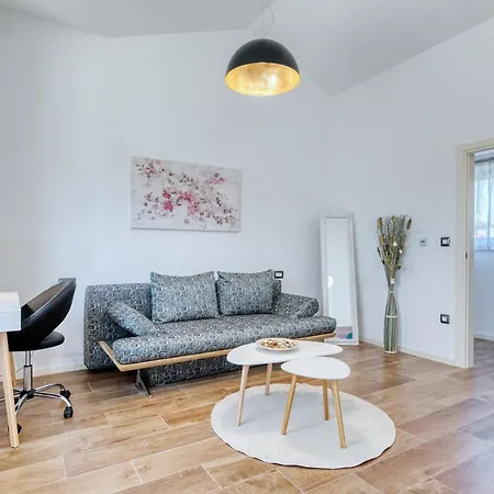 Lemoar Villa